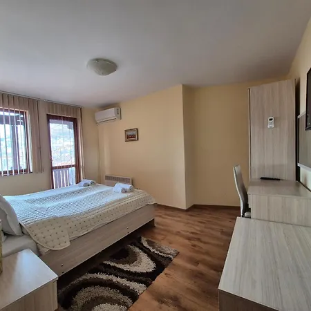 Paradise Apartment